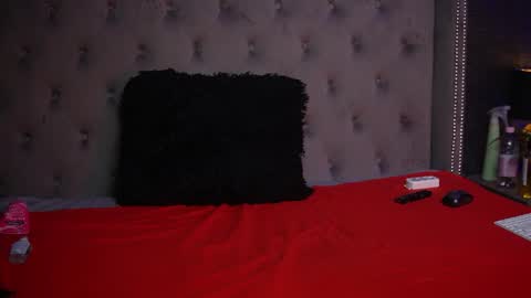 Donna  online show from June 11, 12:32 am