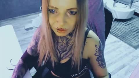 DonnaLive online show from April 12, 10:14 pm