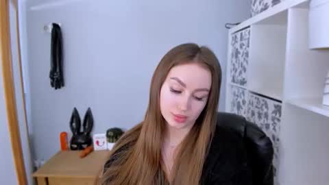 DonnaSensual online show from January 8, 6:14 pm