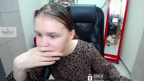 Sia online show from June 1, 10:49 am