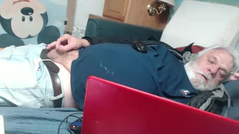 cummingdoouug online show from February 14, 9:03 am