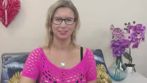DoreenSexy online show from September 16, 6:27 am