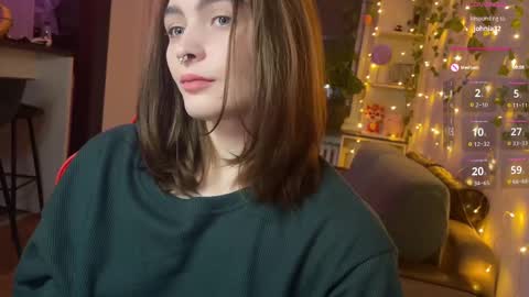 Snapshot of dorfmatratze_ chatting on March 3, 6:35 pm Alice online show from March 3, 6:35 pm