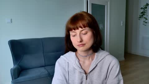 dormineaa online show from June 13, 8:14 am