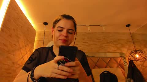 Snapshot of dorothy_vegga chatting on February 28, 3:04 am DOROTHY online show from February 28, 3:04 am