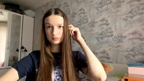 dorthyfulwider online show from August 9, 9:26 am