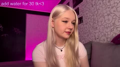 Snapshot of dory_liss chatting on October 7, 5:36 am dory_liss online show from October 7, 5:36 am