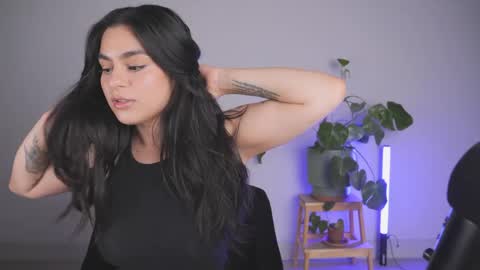 Sara online show from June 3, 1:08 am