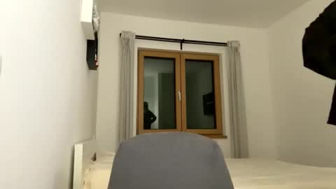 Alice and Mark online show from March 15, 9:29 pm