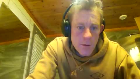 doucettej893 online show from February 1, 10:40 pm