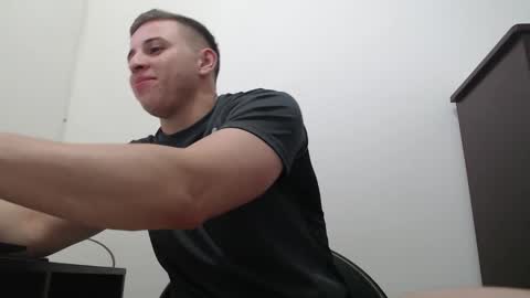 draco_boy2000 online show from October 15, 9:15 pm