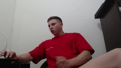 draco_boy2000 online show from September 9, 9:48 pm