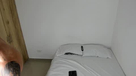 Drake Smith online show from November 19, 1:27 am