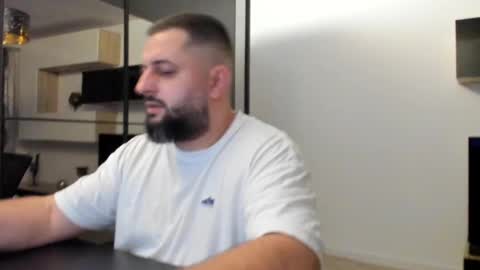 Draven A online show from March 4, 6:18 pm