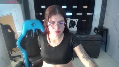 Draviana  online show from November 12, 3:09 am