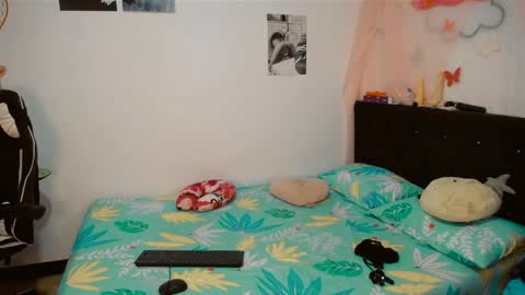 sharon online show from April 8, 3:04 pm