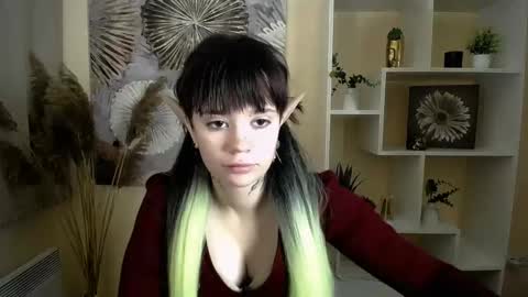 Snapshot of dream_caster_ chatting on October 8, 10:21 am dream caster online show from October 8, 10:21 am