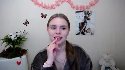 Mari online show from March 6, 8:35 am