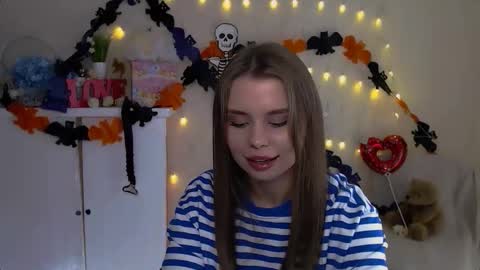 Mari online show from November 3, 9:10 am