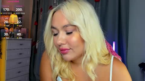  Mary   pvt open    use pink and blue app lovense online show from July 18, 4:53 pm