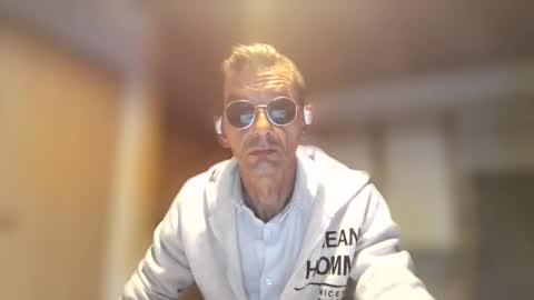 Dreambob online show from June 10, 7:02 pm