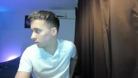 Johnny online show from March 2, 9:32 pm