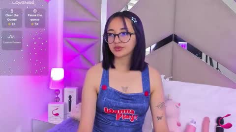 dreammy_kitty online show from January 19, 1:10 pm