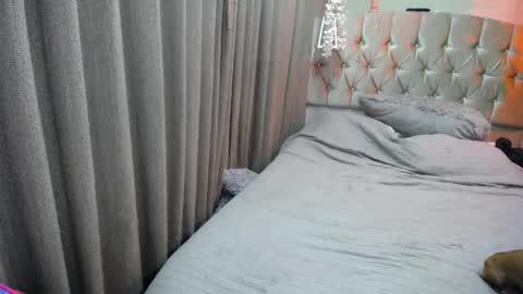 Sophia online show from June 8, 3:51 am