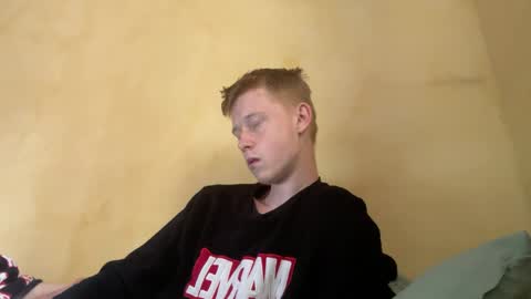 dreamy_devi1 online show from April 5, 1:08 pm