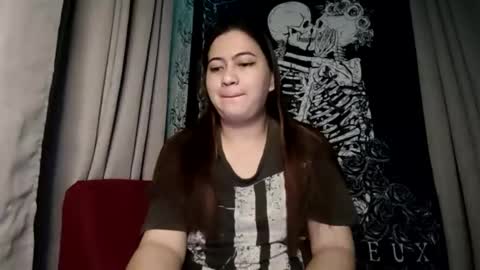 Snapshot of dreamycreamyst chatting on March 9, 11:35 pm dreamycreamyst online show from March 9, 11:35 pm