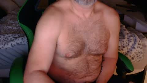 luvslutz online show from August 5, 5:37 am