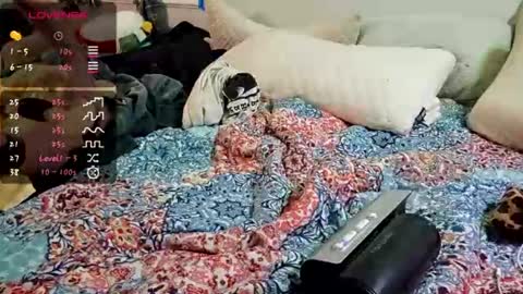 drippiehippie420 online show from July 14, 4:28 am