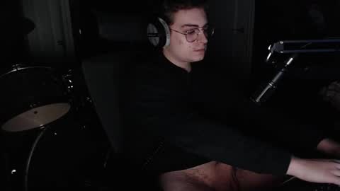 dripsaucenocap online show from March 14, 2:37 am