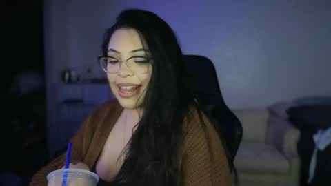 Snapshot of drizzypeach602 chatting on December 30, 5:04 am Drizzypeach602 online show from December 30, 5:04 am