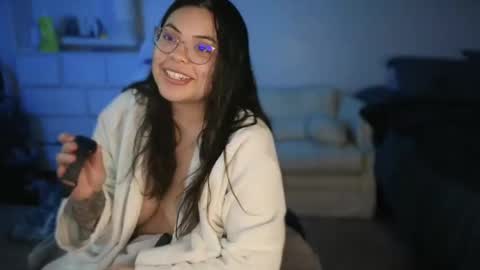 Snapshot of drizzypeach602 chatting on December 23, 2:56 am Drizzypeach602 online show from December 23, 2:56 am