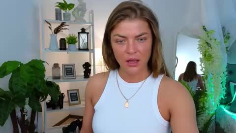 Donna online show from February 28, 7:12 am