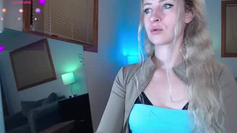 dualipa_unseen online show from September 9, 6:02 am