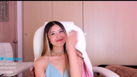 Charlie  Janne online show from February 7, 3:19 pm