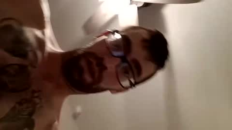 duke_lordly online show from March 10, 4:17 am