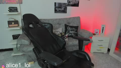  ALICE  online show from February 25, 11:26 pm