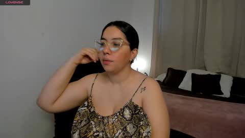 dulce brithany online show from October 24, 1:34 pm