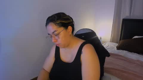 dulce brithany online show from July 30, 10:38 am