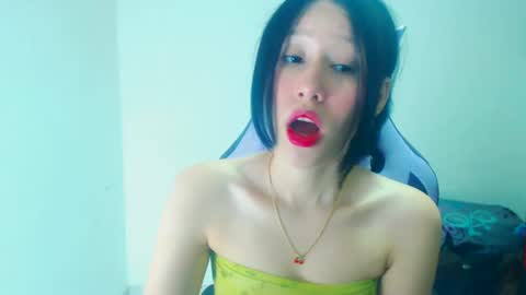 dulce_mauren online show from February 19, 9:30 am