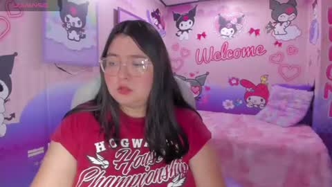 Dulce  online show from June 12, 12:04 pm