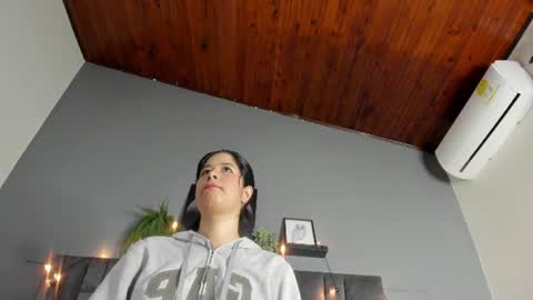 DULCE AURORA online show from July 19, 10:51 am