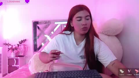 dulcejoness online show from June 7, 6:40 am