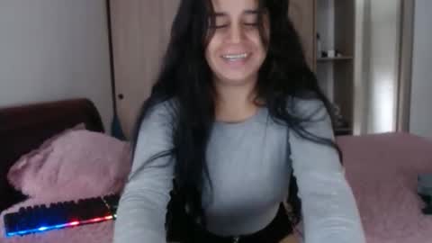 dulcekatty18 online show from April 7, 2:08 pm