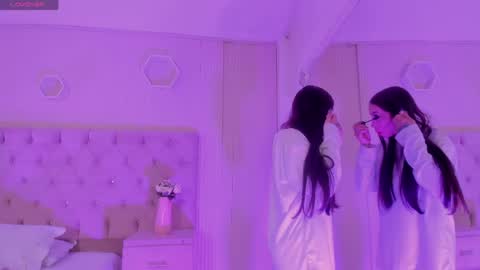 dulceprince1 online show from April 18, 12:07 pm