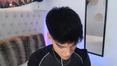 Dulcey online show from October 12, 4:05 am