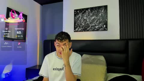 Thomas and Noah online show from October 29, 12:07 pm